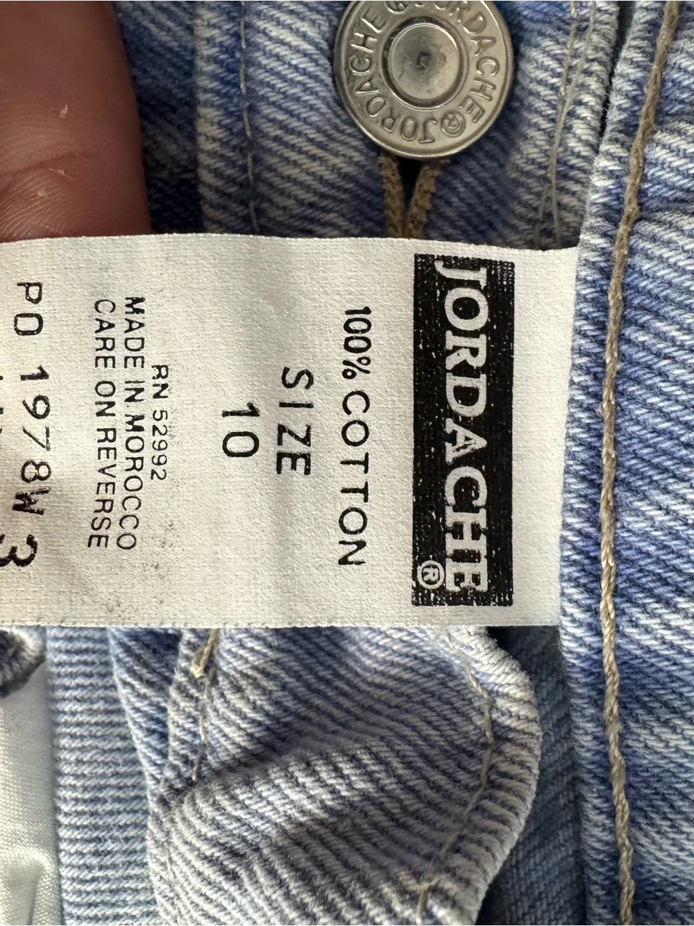 Vintage 1990s Jordache Light Blue Straight Leg Jeans boys
